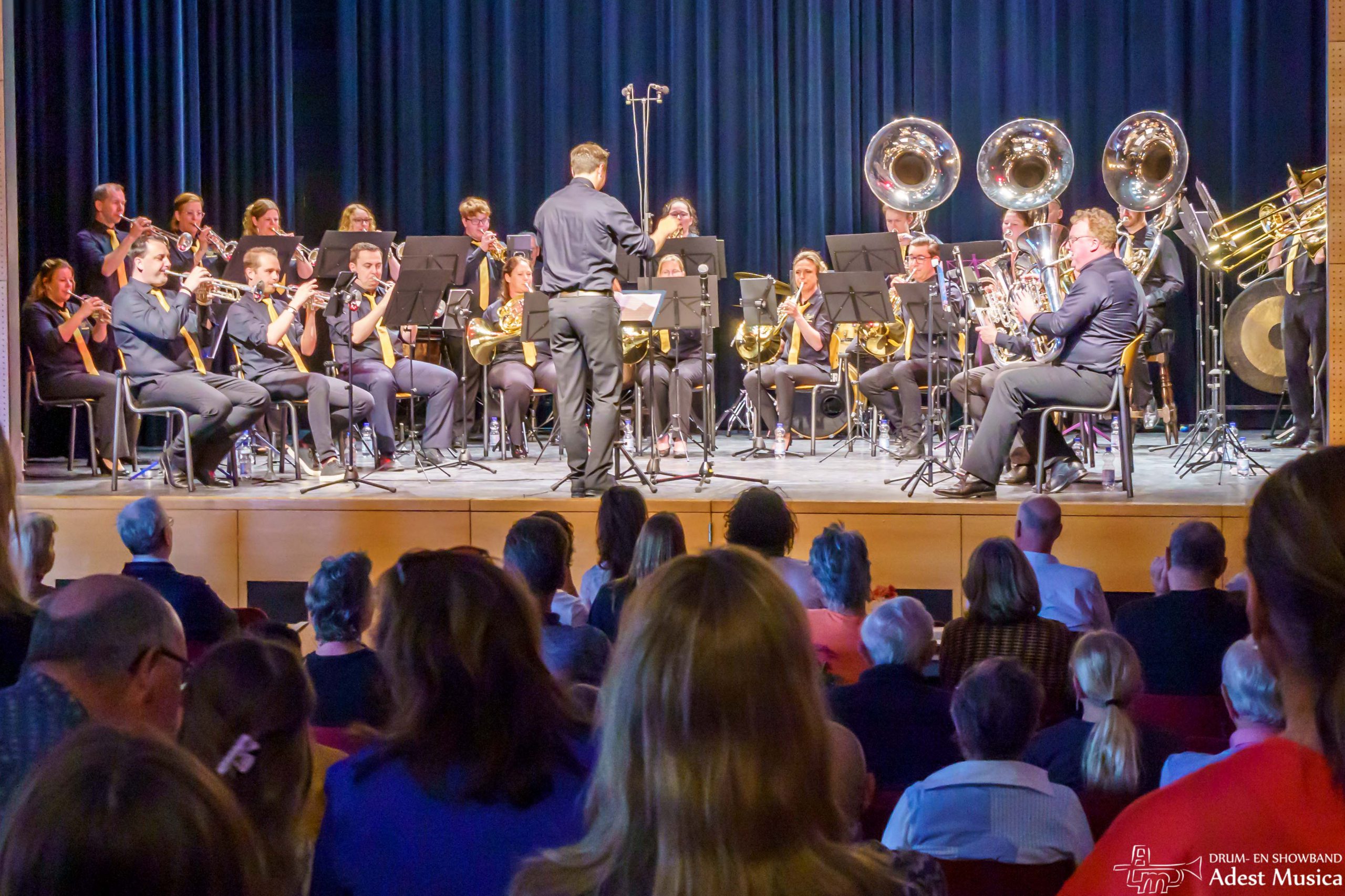 Éérste concert o.l.v. Bas Duister groot succes