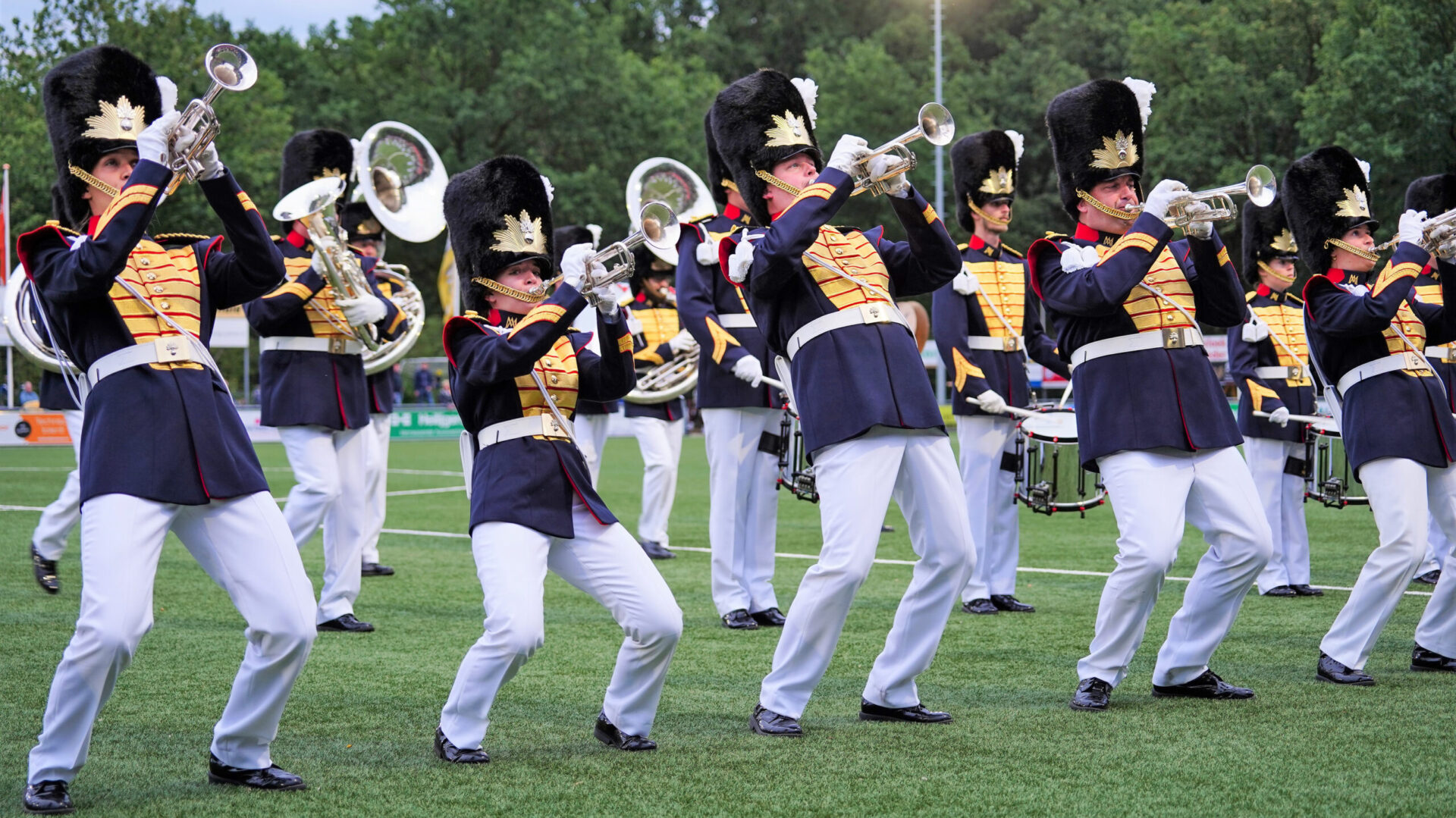 Drum- en Showband Adest Musica